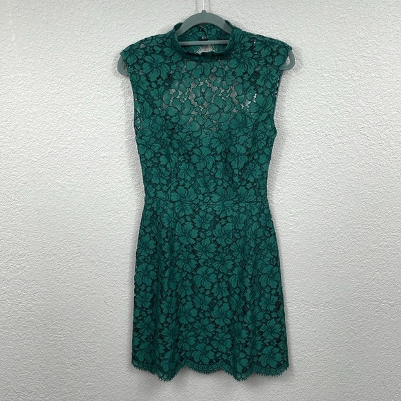 NWT Sandro Paris Romie Lace Mini Dress Mock Neck Open Back Green Sz 1 - Picture 4 of 16